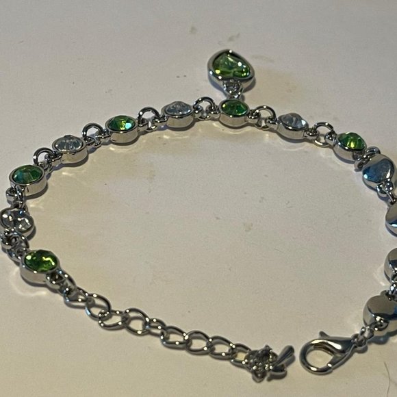 Lt Green Charm Link Women's Bracelet with Heart Charm NEW - Picture 4 of 4